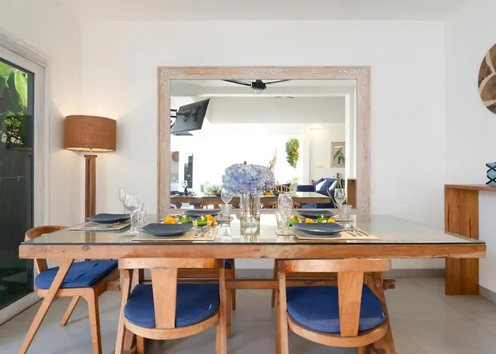 Hiburan 2 By Finder Villa Seminyak (Bali)