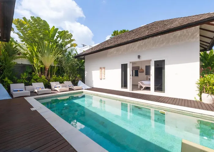 Hiburan 2 By Finder Seminyak (Bali)